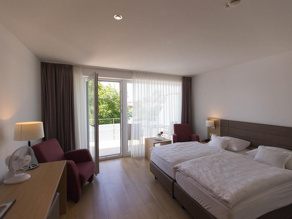 Hotel Seepark Garni Uberlingen Ngoại thất bức ảnh