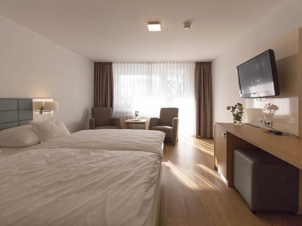 Hotel Seepark Garni Uberlingen Ngoại thất bức ảnh