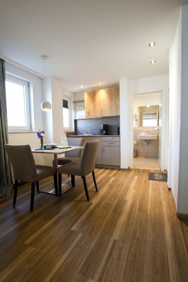 Hotel Seepark Garni Uberlingen Ngoại thất bức ảnh
