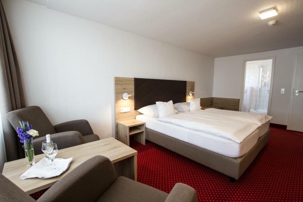 Hotel Seepark Garni Uberlingen Ngoại thất bức ảnh