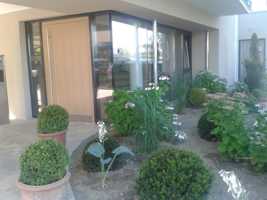 Hotel Seepark Garni Uberlingen Ngoại thất bức ảnh